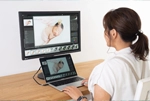フォトグラファー今井しのぶ氏がColorEdge CS2400Rをお勧めする理由